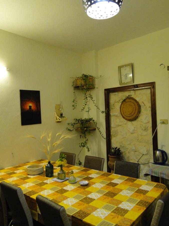 Gadara Rent Room Umm Qays Eksteriør billede